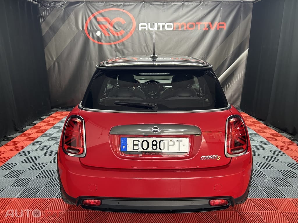 MINI Cooper Cooper SE