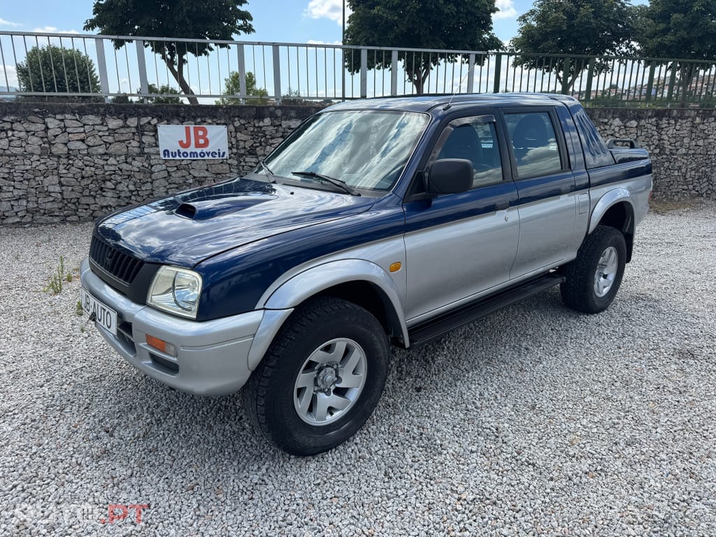 Mitsubishi L200 2.5 TD Strakar Sport CD