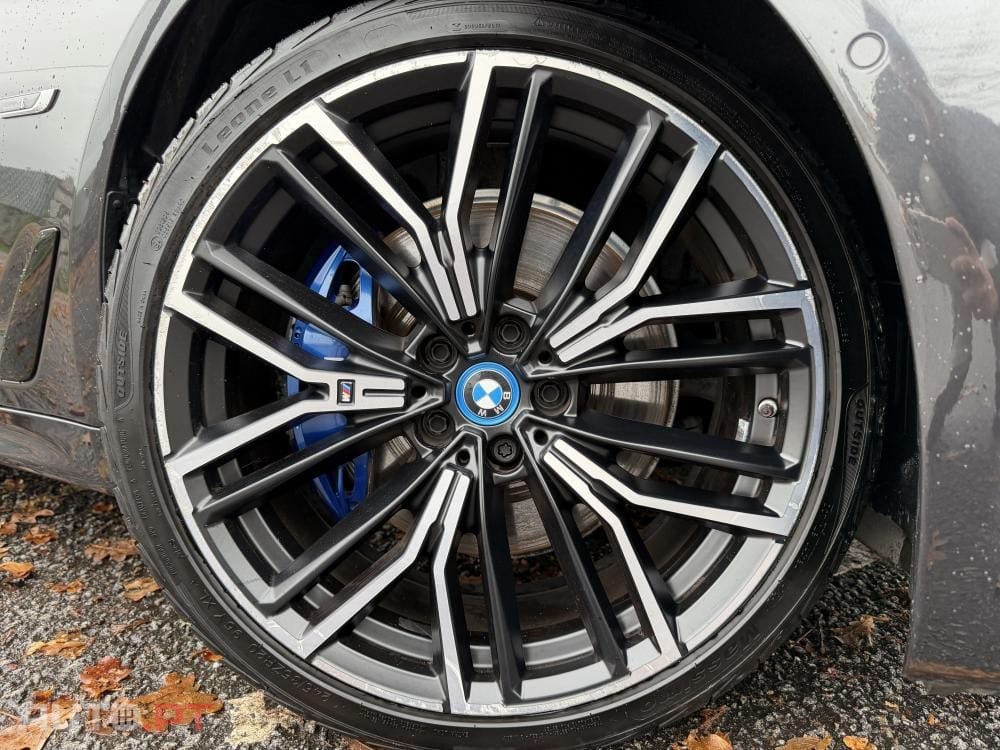 BMW 530 e Pack Desportivo M