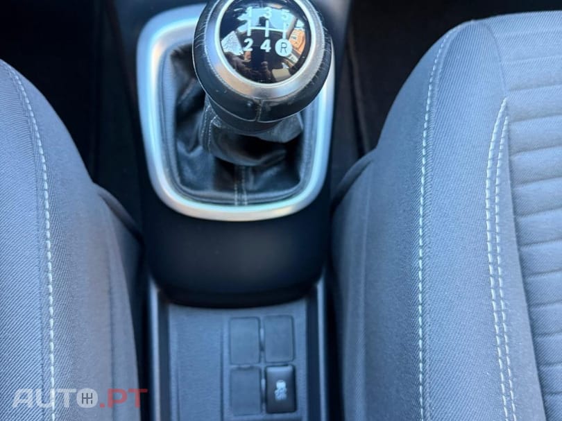 Toyota Yaris 1.0 VVT-i Comfort +PS Style +P.Techno