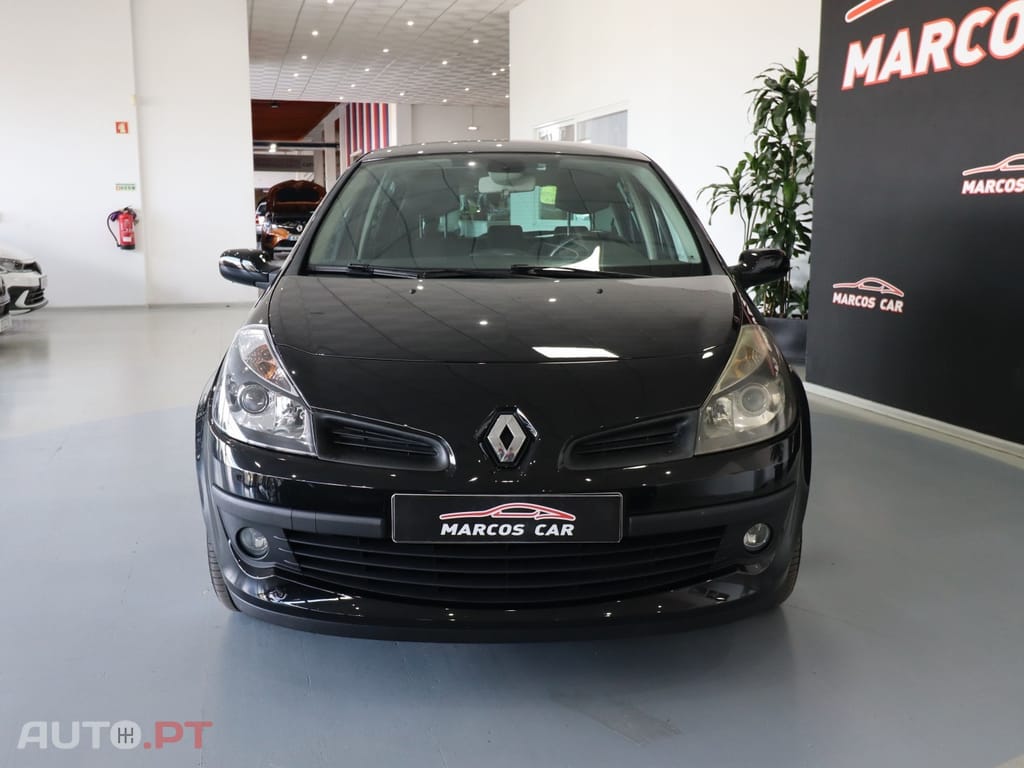 Renault Clio 16v