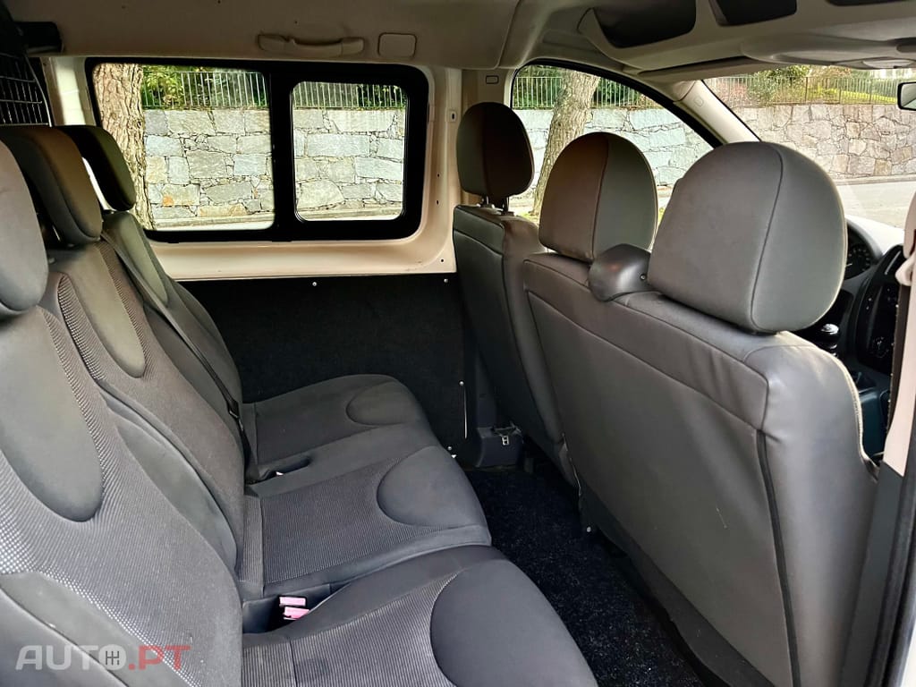 Peugeot Expert 2.0 HDi 229 L2H2