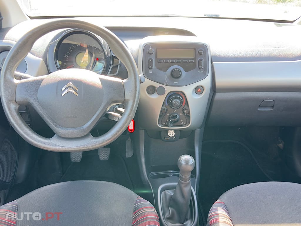 Citroen C1 1.2 VTi Shine
