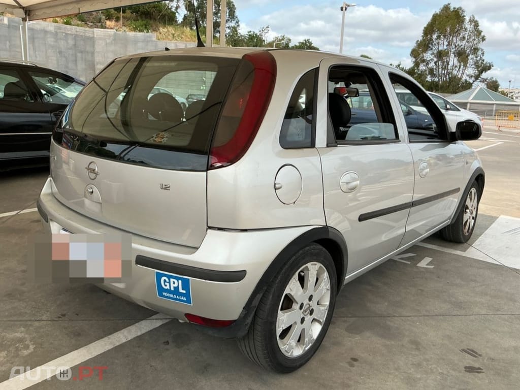 Opel Corsa 1.2 Enjoy GPL 