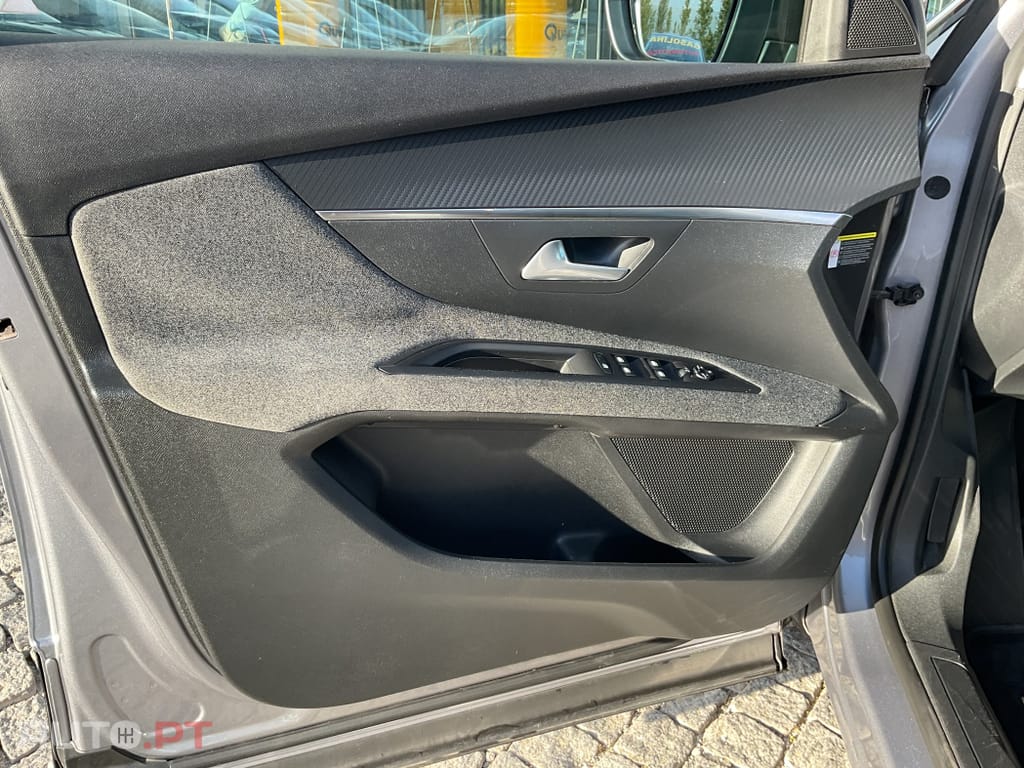 Peugeot 3008 1.6 BlueHDi Active