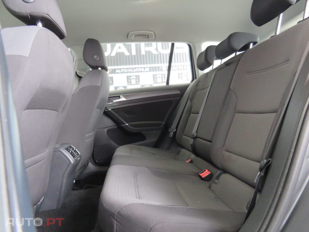 Volkswagen Golf Variant 1.6 TDi Confortline