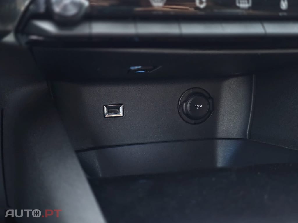 Peugeot 3008 1.5 BlueHDi Style