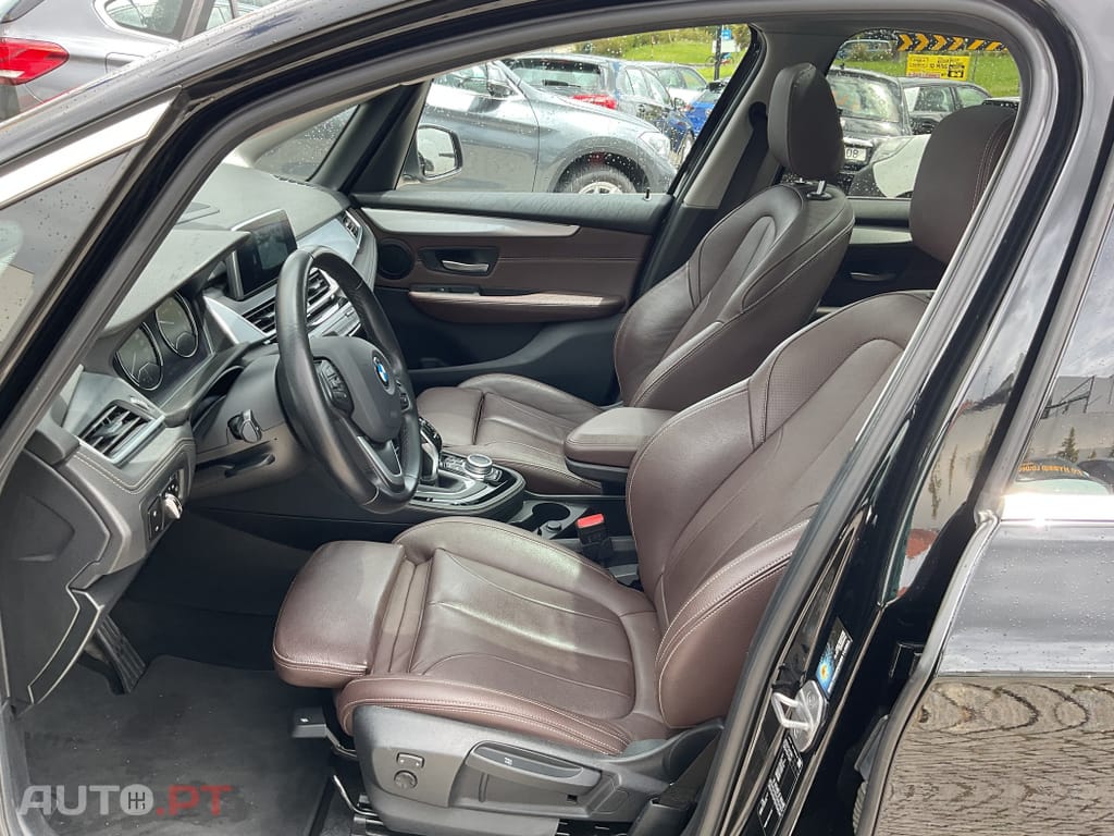 BMW 216 d 7L Line Luxury Auto