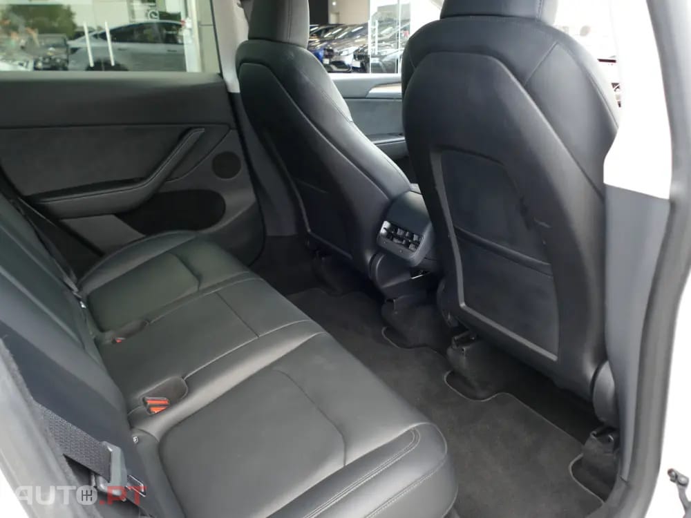 Tesla Model Y Tração Traseira
