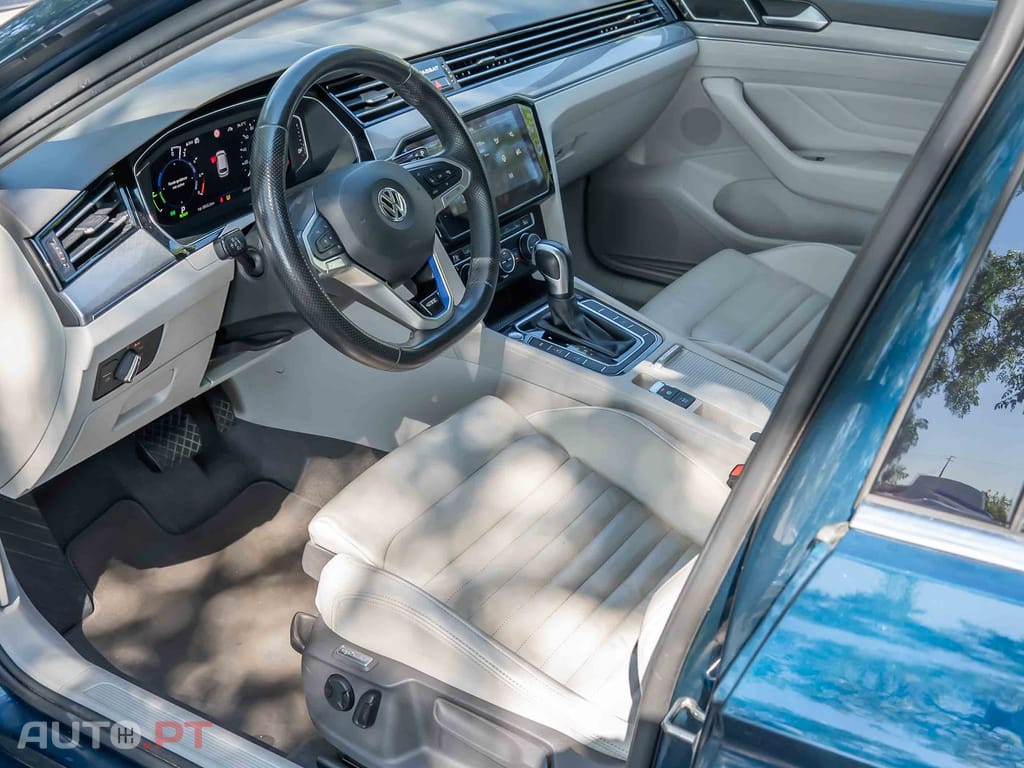 Volkswagen Passat Variant 1.4 TSI DSG GTE