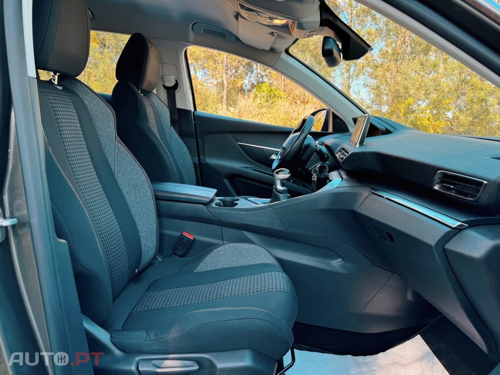 Peugeot 3008 1.5 BlueHDi Active Pack