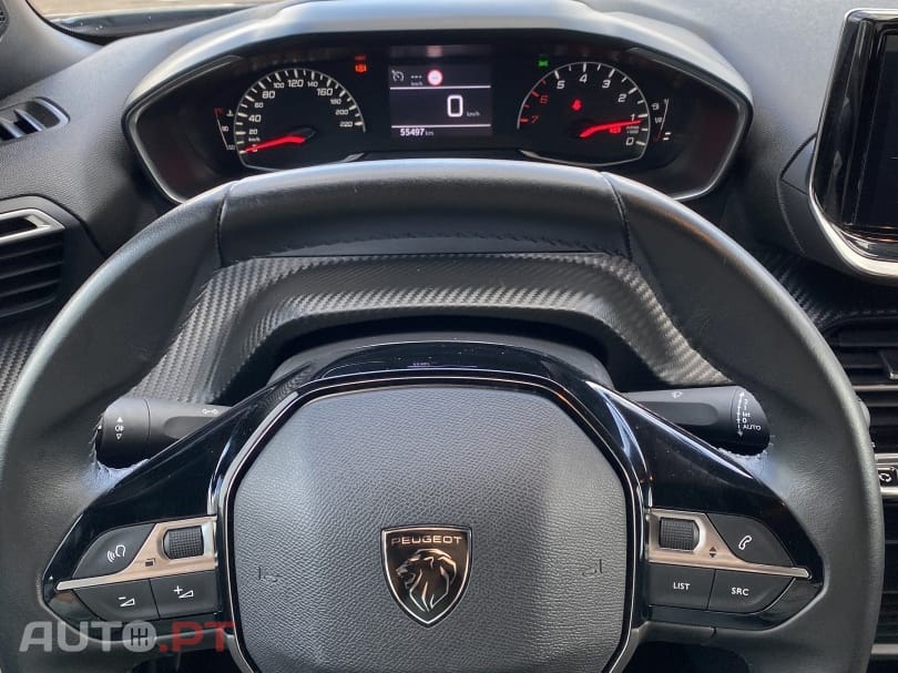 Peugeot 2008 1.2 PureTech Active Pack