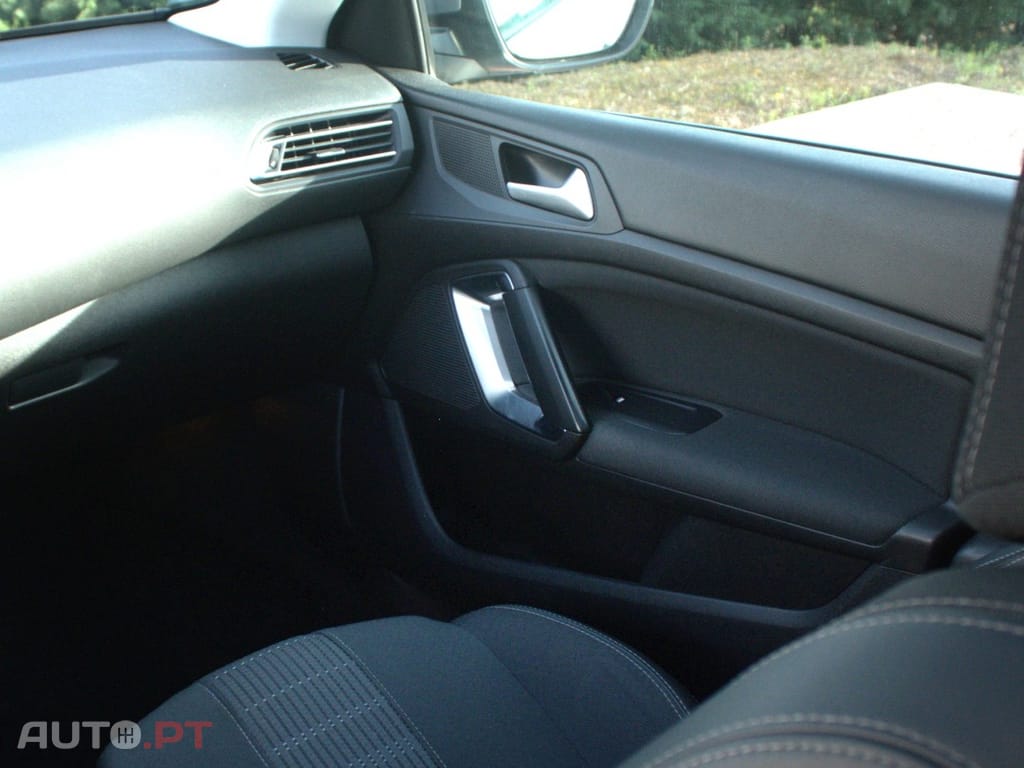 Peugeot 308 SW 1.5 BlueHDi Allure