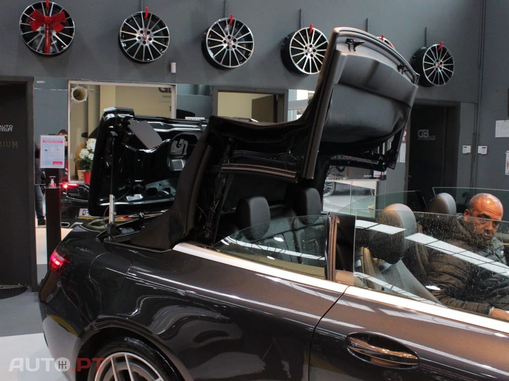 Mercedes-Benz E 220 AMG LINE