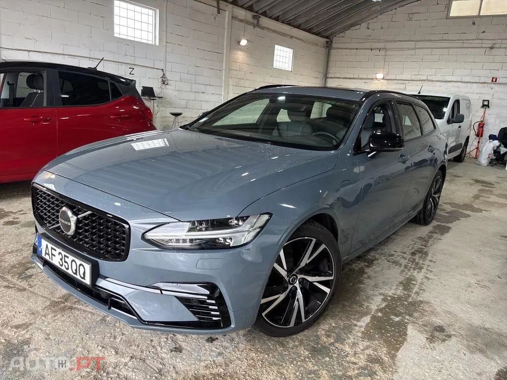 Volvo V90 2.0 T6 PHEV R-Design Expression AWD