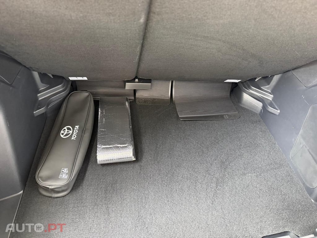 Toyota Yaris Cross 1.5 HDF Luxury