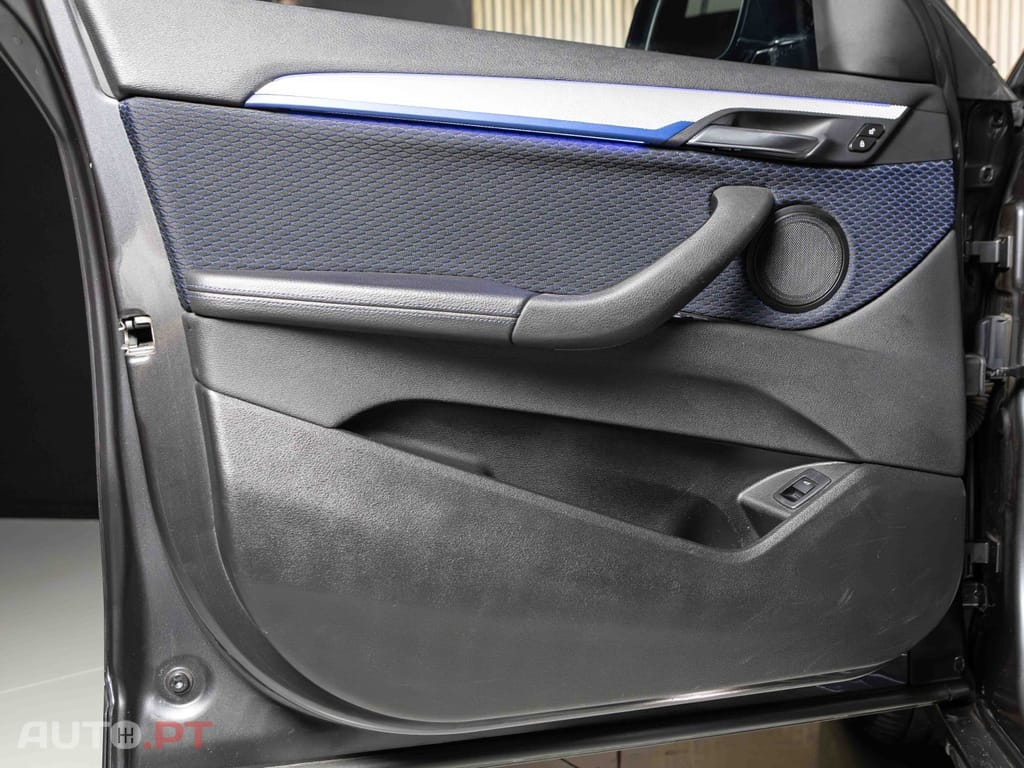 BMW X2 16 d sDrive Auto Pack M