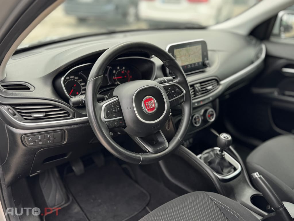 Fiat Tipo 1.6 M-Jet Lounge