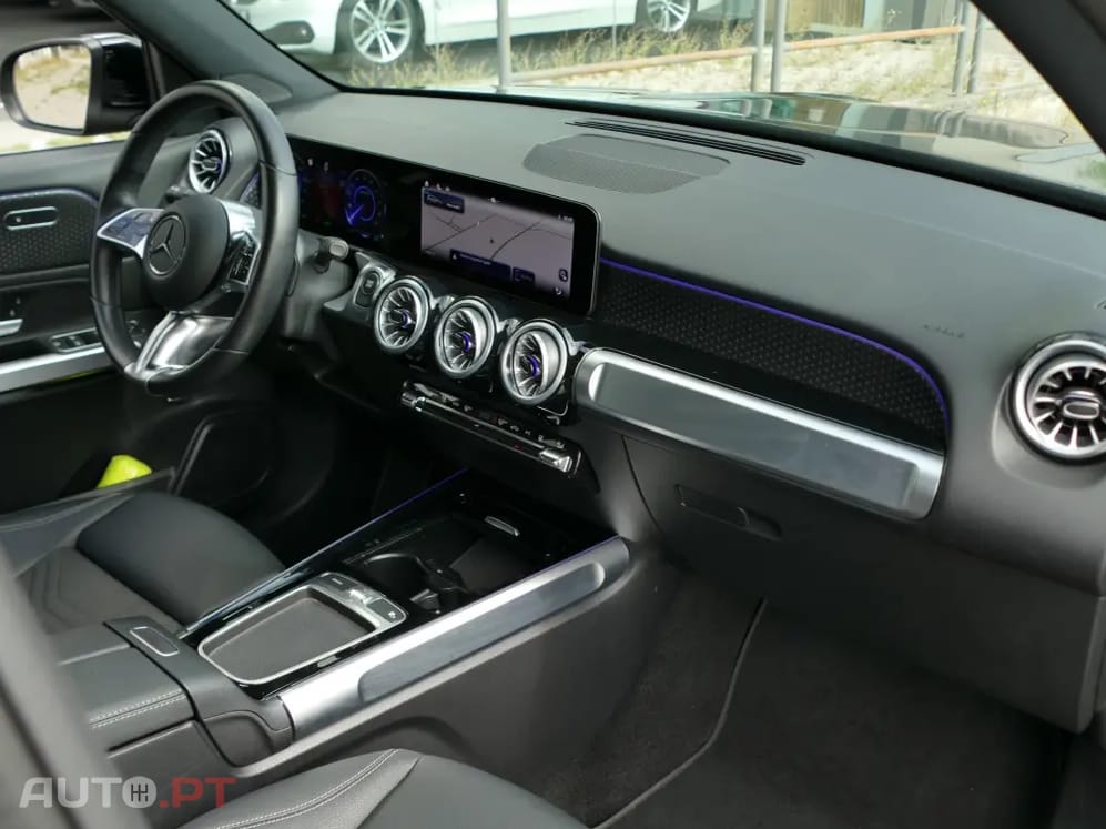 Mercedes-Benz EQB 300 4Matic Progressive