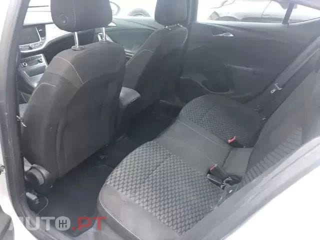 Opel Astra 1.6 CDTI Innovation S/S