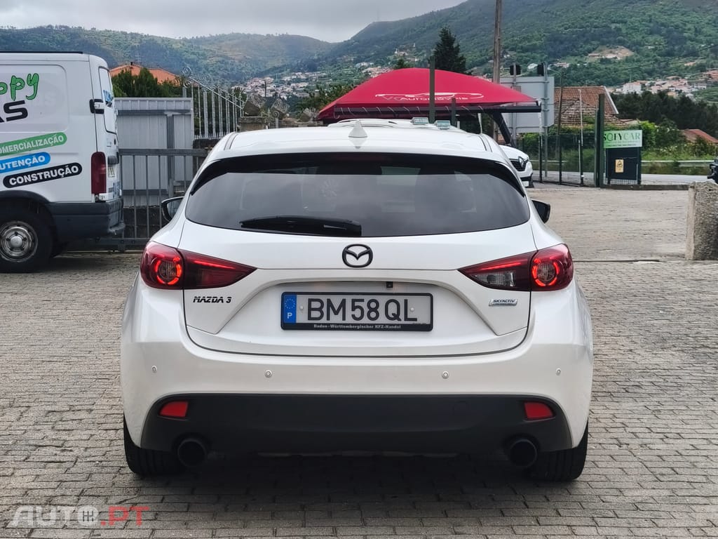 Mazda 3 Sky-D 2.2