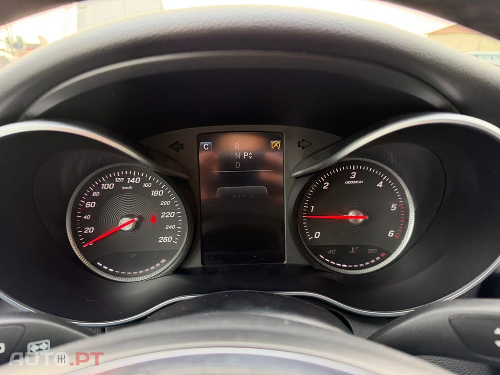 Mercedes-Benz C 250 d AMG Line 4-Matic Aut.