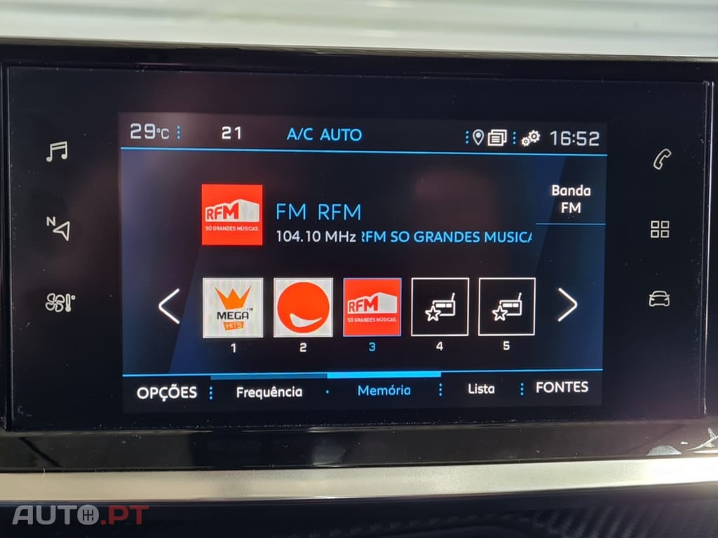Peugeot E-2008 50 kWh Allure