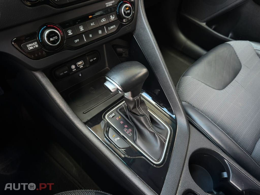 Kia Niro 1.6 GDi HEV Drive