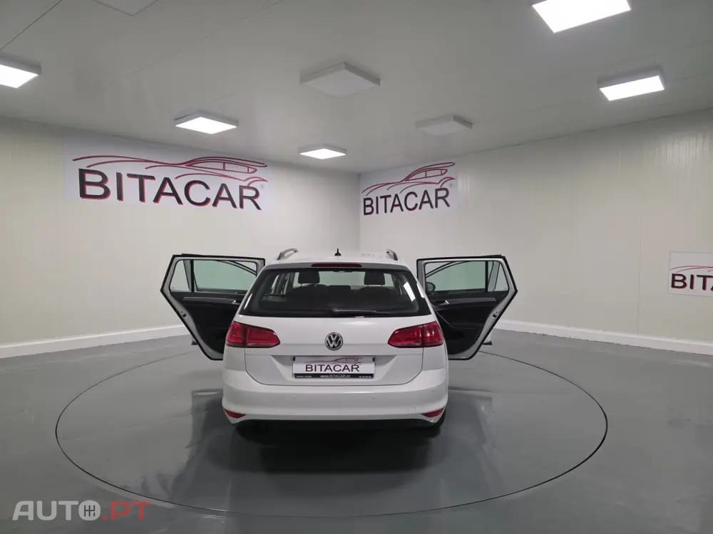 Volkswagen Golf Variant 1.6 TDI CONFORTLINE