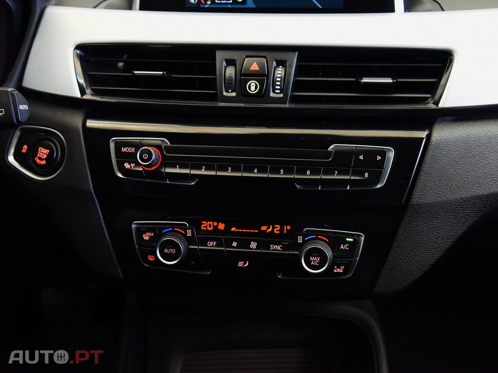 BMW X1 16 d sDrive Advantage — fotografia 22