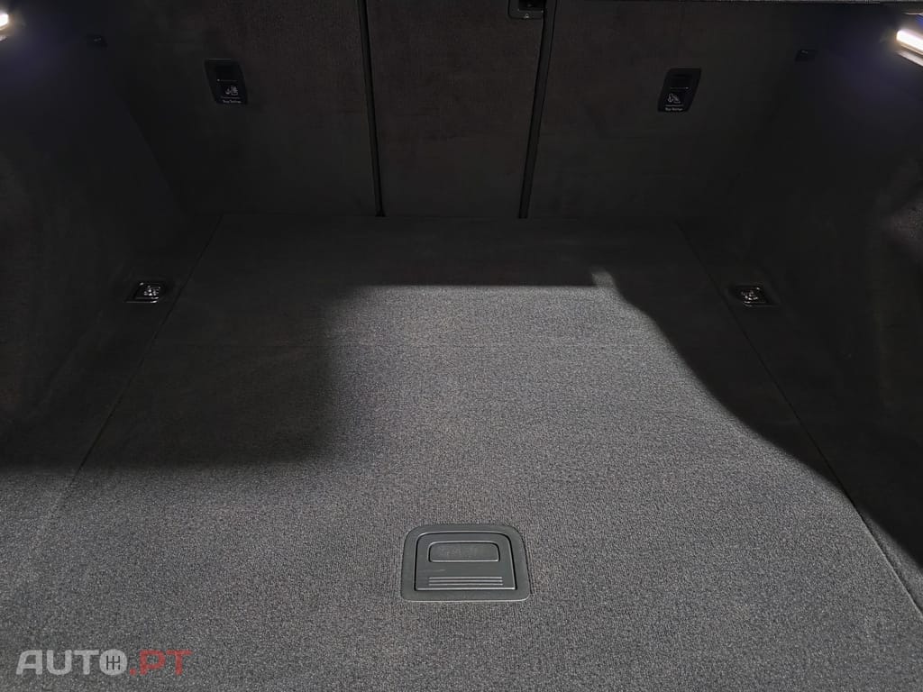 Audi Q8 E-Tron 55 quattro Advanced