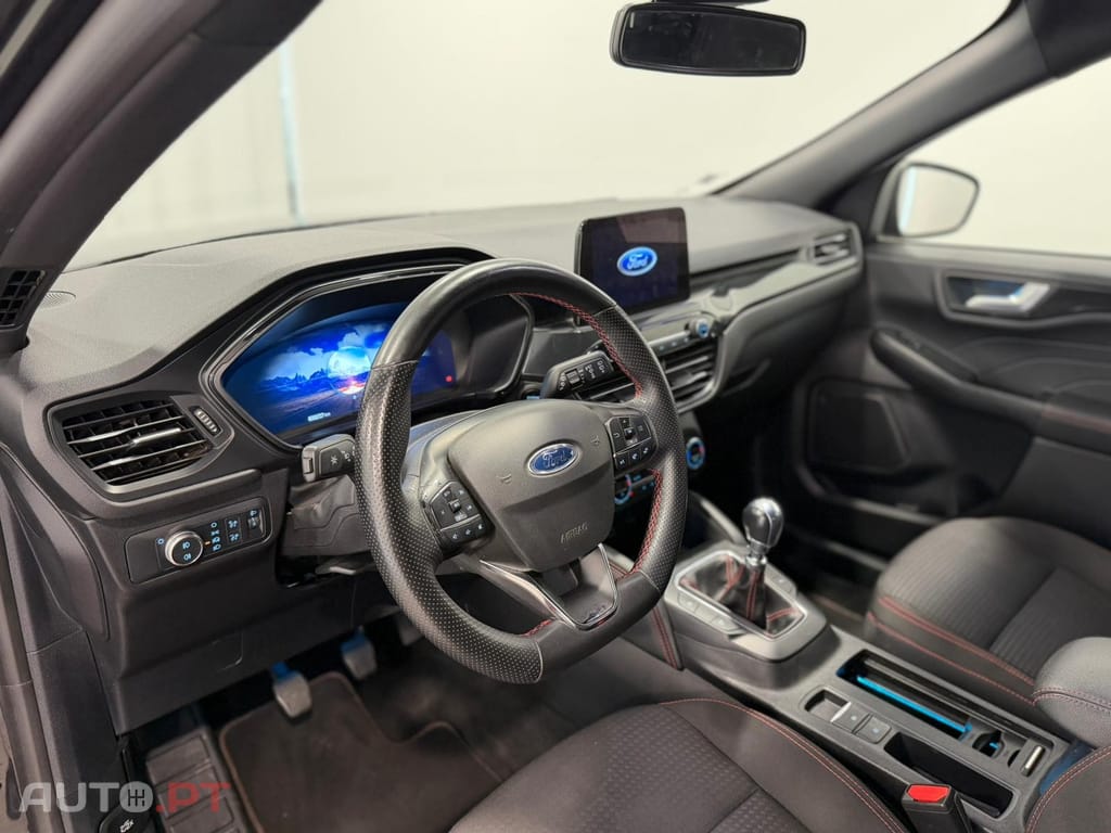 Ford Kuga 1.5 EcoBoost ST-Line