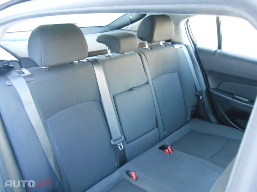 Chevrolet Cruze 1.6 I LT