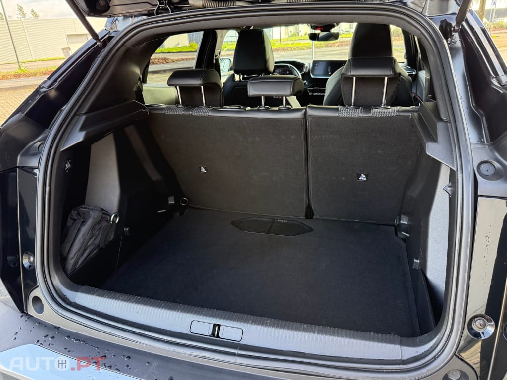 Peugeot 2008 1.2 PureTech GT Line EAT8