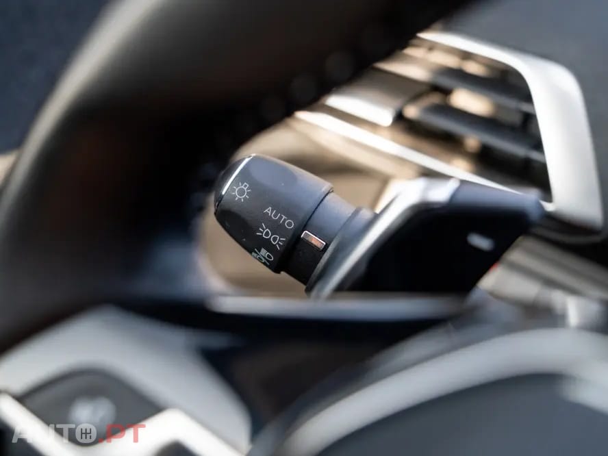 Peugeot 3008 1.6 Hybrid4 Allure Pack e-EAT8