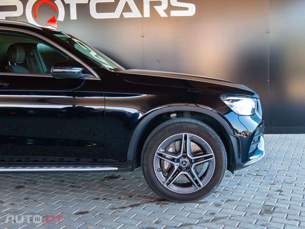 Mercedes-Benz GLC 300 e 4Matic 9G-TRONIC AMG Line