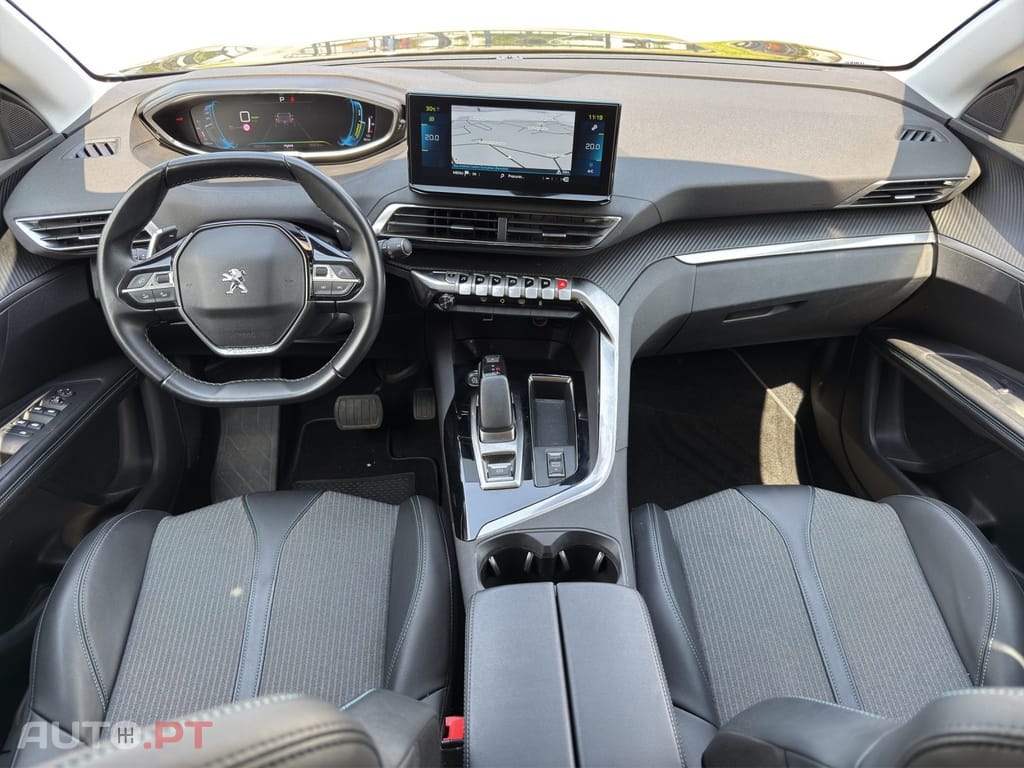 Peugeot 3008 1.6 Hybrid Allure e-EAT8