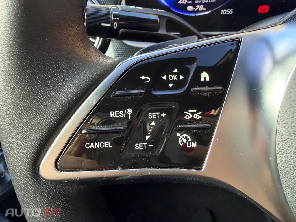 Mercedes-Benz EQE 350+ Electric Art