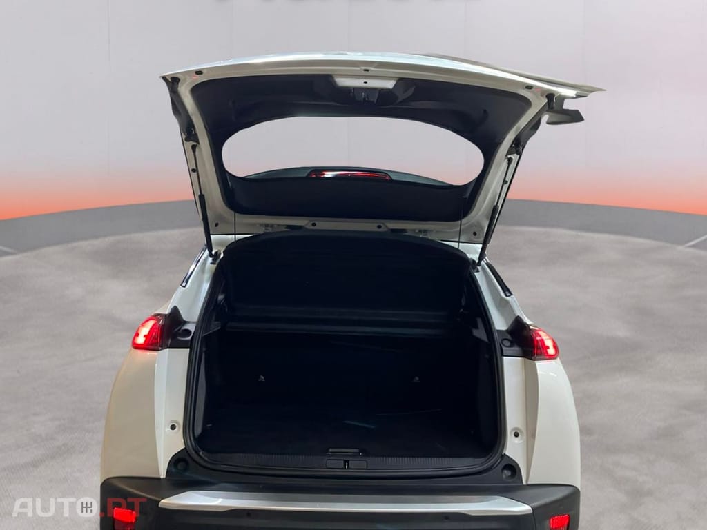 Peugeot 2008 1.2 PureTech Allure