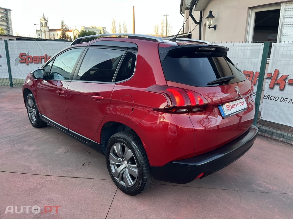 Peugeot 2008 1.5 BlueHDi Allure