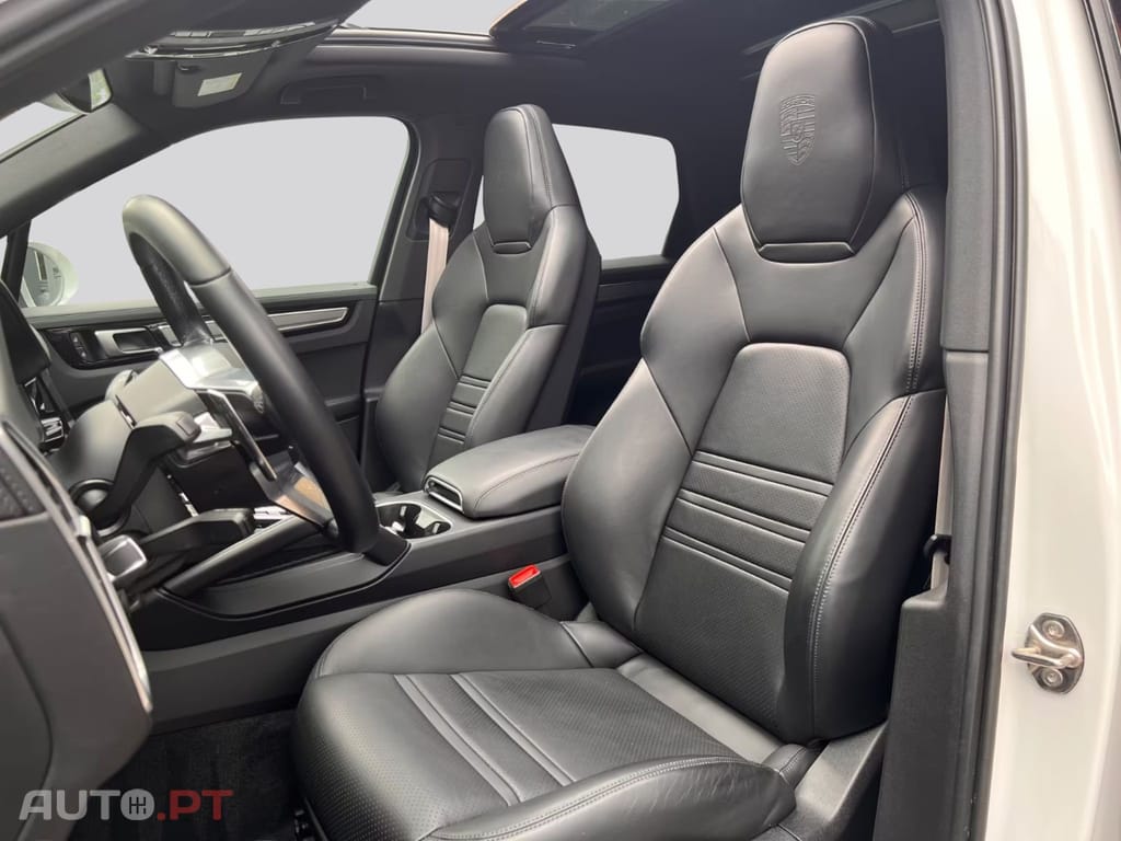 Porsche Cayenne E-Hyb I.V.A DEDUTIVEL 