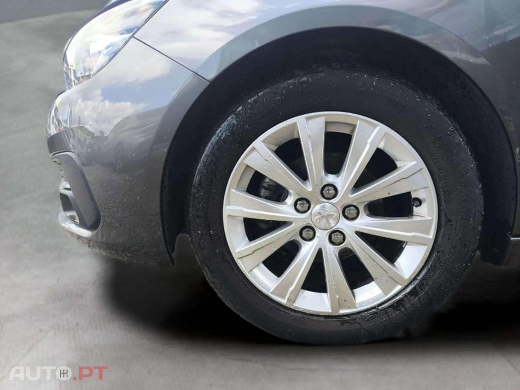 Peugeot 308 1.2i Style