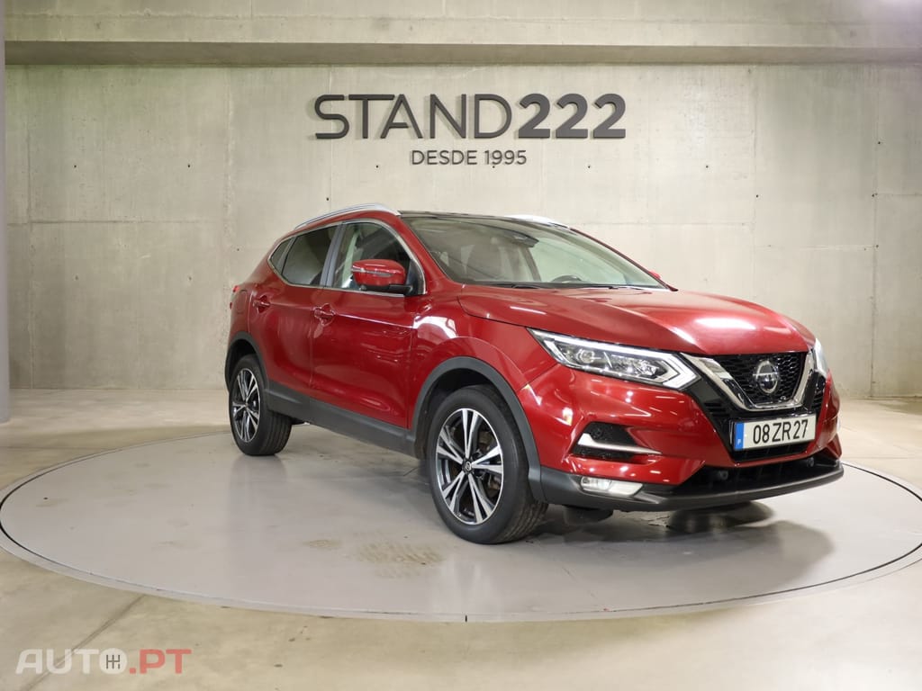 Nissan Qashqai 1.3 DIG-T N-Connecta J18 Led