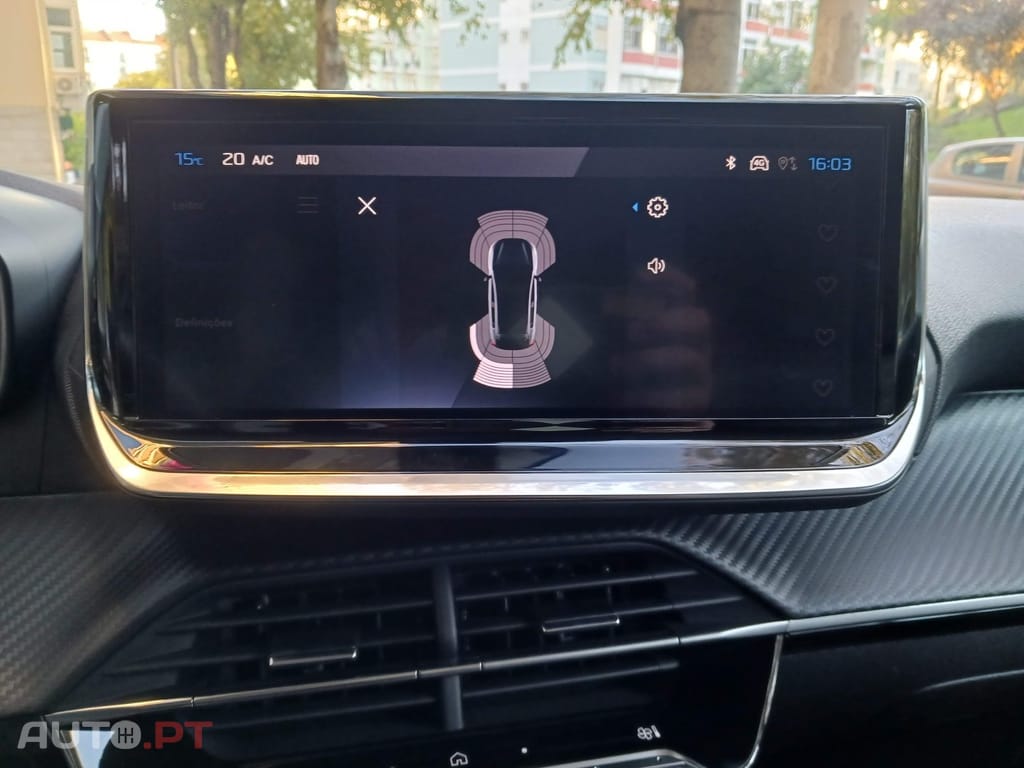 Peugeot 208 1.2 Hybrid Allure e-DCS6