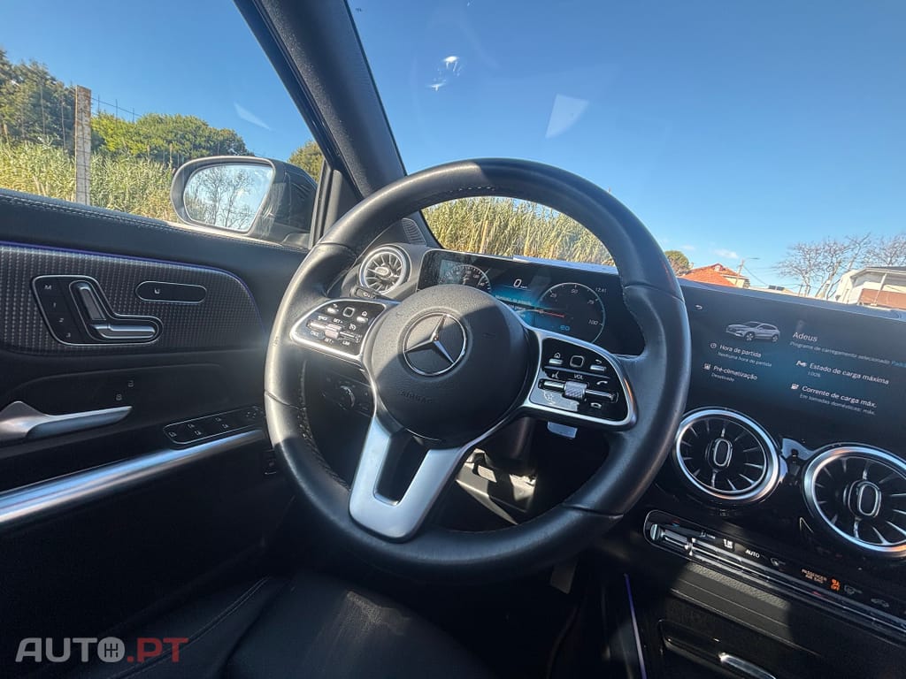 Mercedes-Benz EQA 250 Electric Art