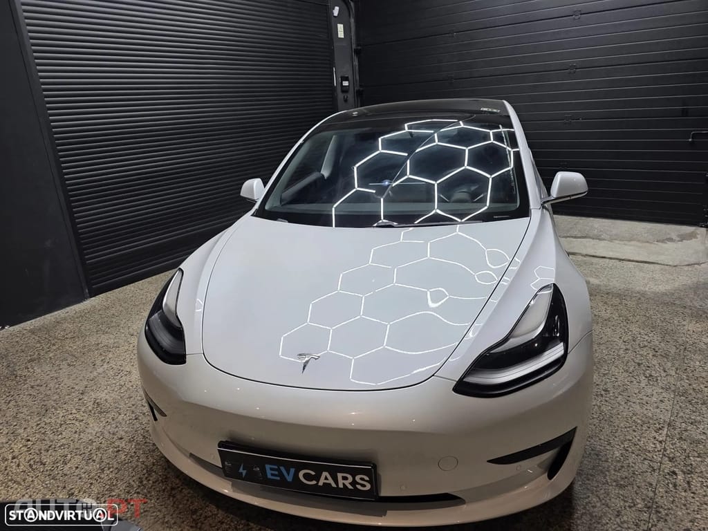 Tesla Model 3 Long Range Tração Traseira