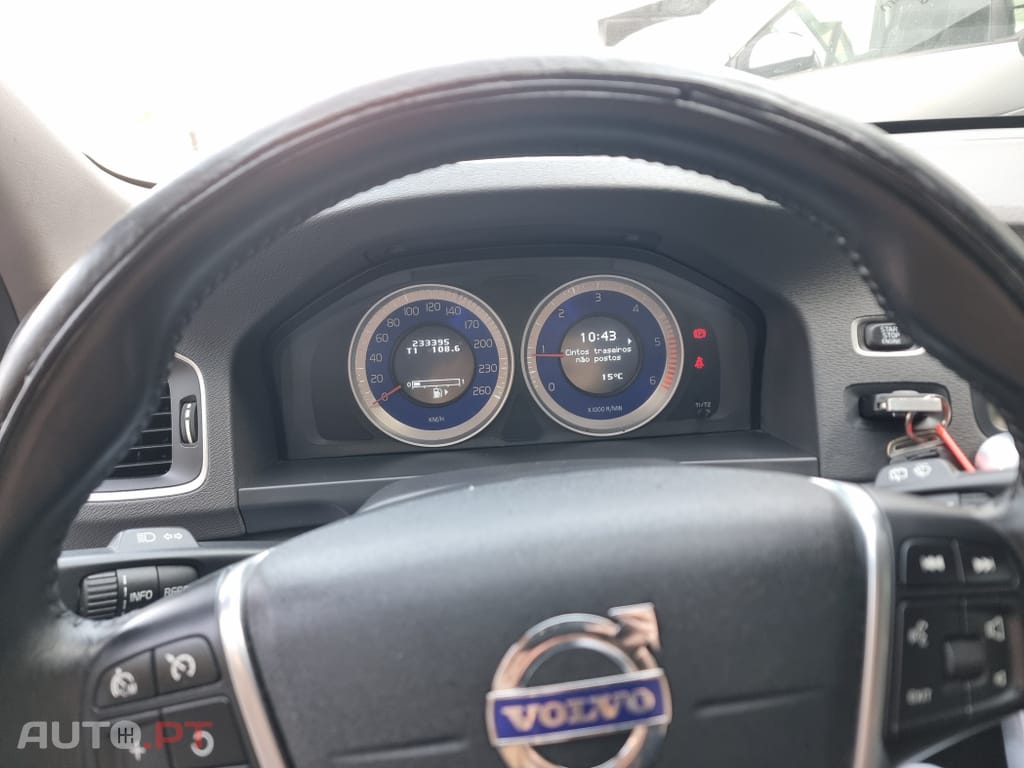 Volvo V60 1.6 D2 R-Design