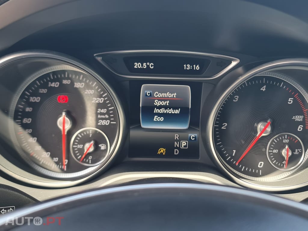 Mercedes-Benz CLA 220 d Shooting Brake AMG Line Aut.