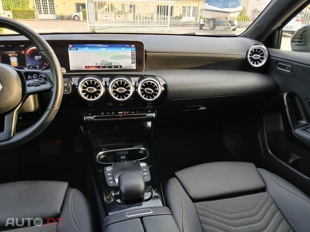 Mercedes-Benz A 180 d 7G-DCT