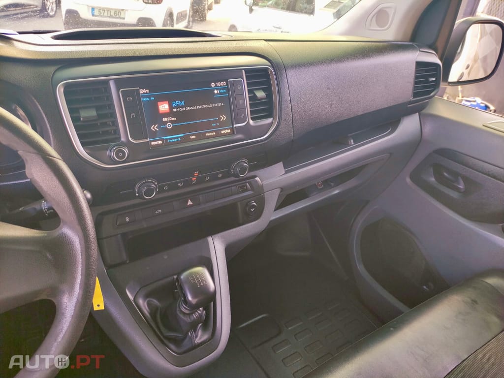 Peugeot Expert 1.5 BlueHDi L2H1 Premium Standard